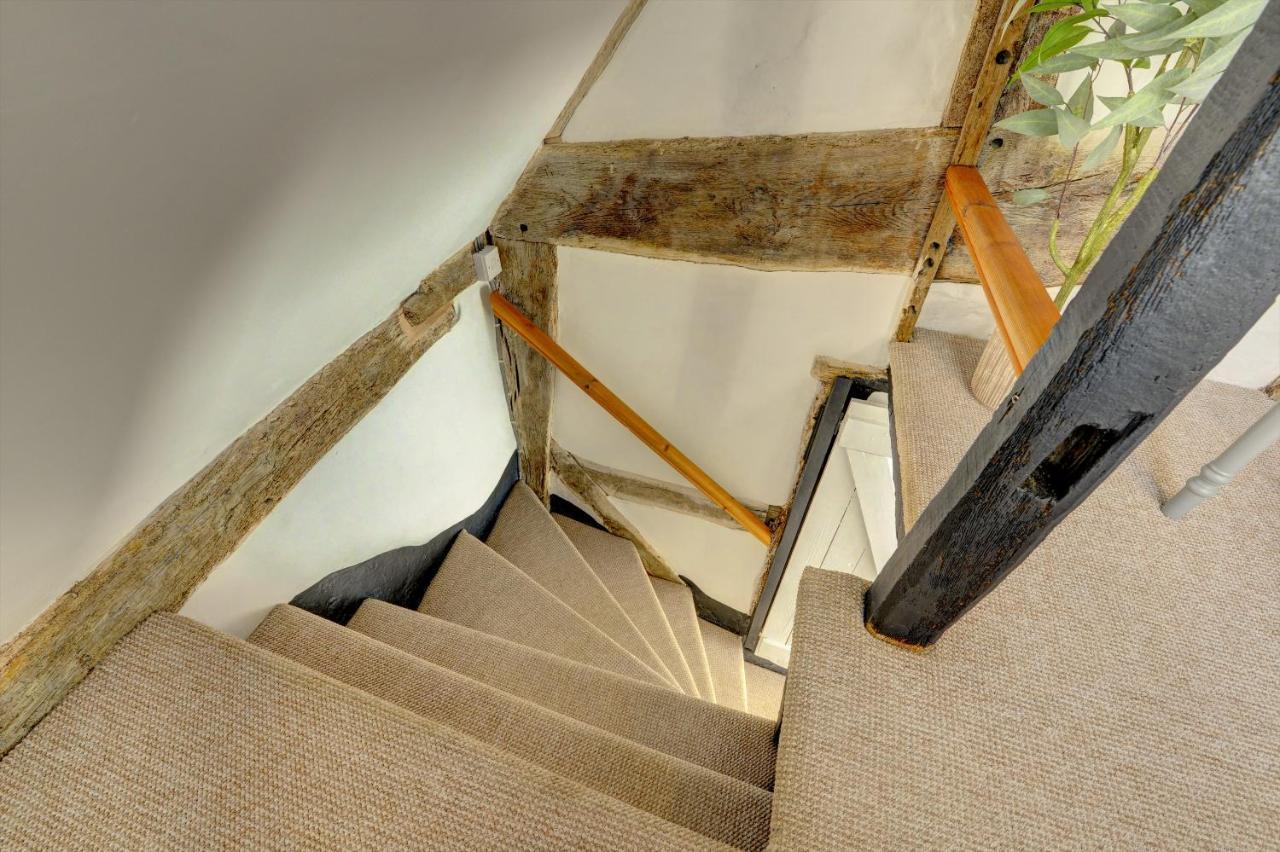Loft Cottage By Spa Town Property - 2 Bed Tudor Retreat Near To Stratford-Upon-Avon, Warwick & Solihull Экстерьер фото